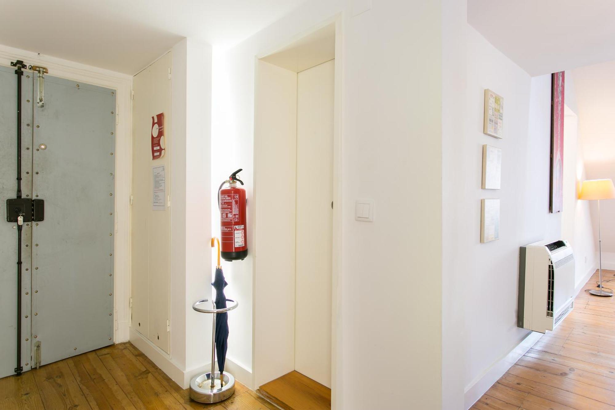 Loft Bairro Alto Apartment Lisbon Exterior photo